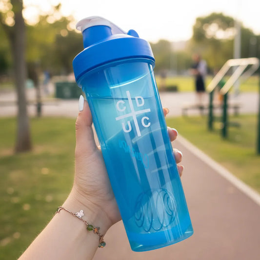 Sport Shaker U Catolica 700ml Revolvedor Botella Deportiva - Celeste