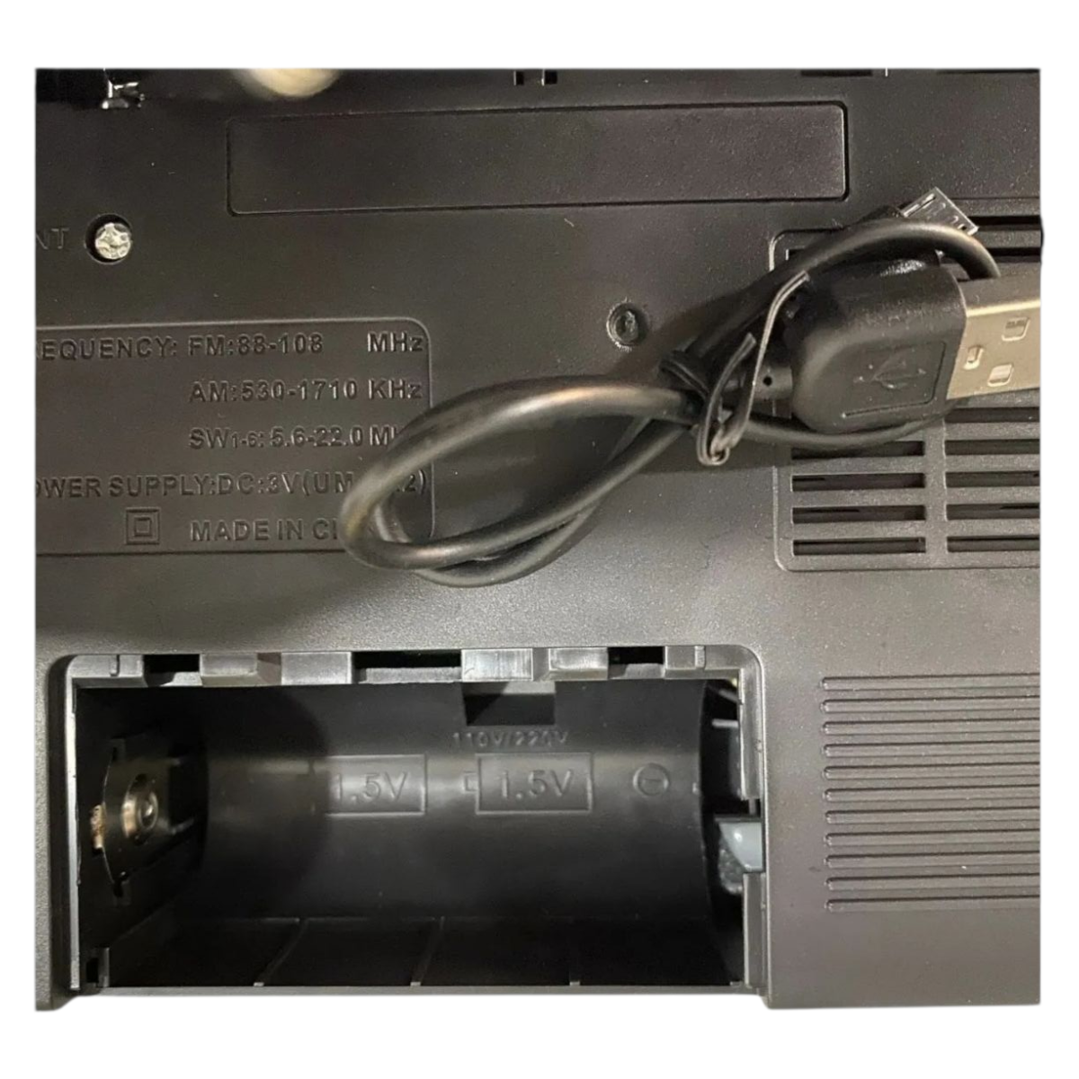 RADIO FM AM RECARGABLE ANALOGICA